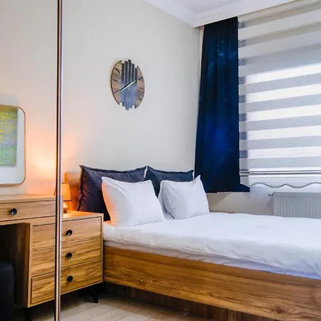Flat W Balcony 5 Min To Metro And Coast In Lejlighed Izmir