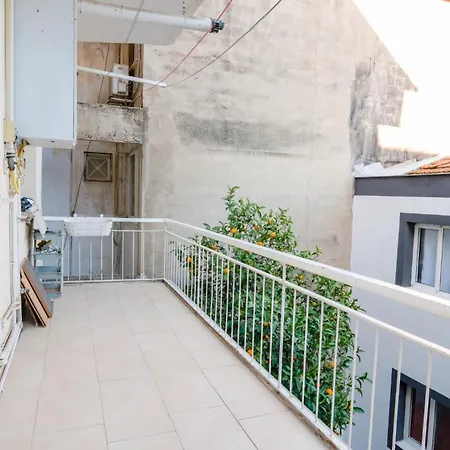 Flat W Balcony 5 Min To Metro And Coast In *